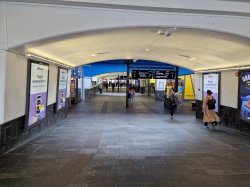 Lillestrøm stasjon, stasjonshall